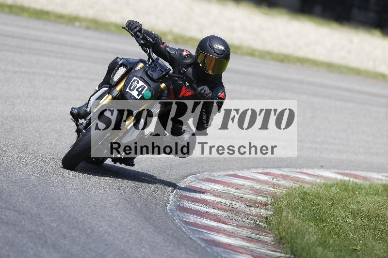 /15 13.05.2025 Max Racing ADR/Gruppe gruen/64